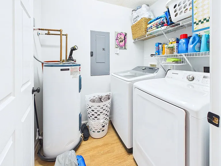3350 Club Villas Dr #1303 — Photo 38