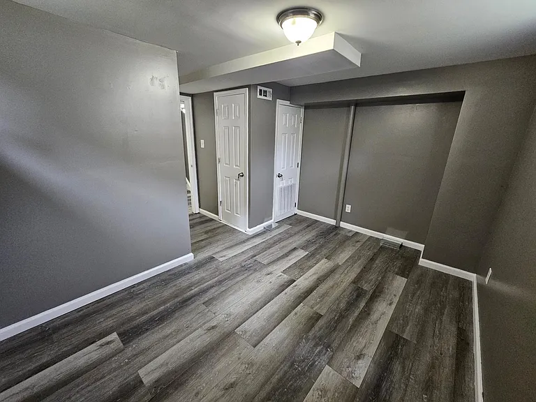8905 Bold St — Photo 28
