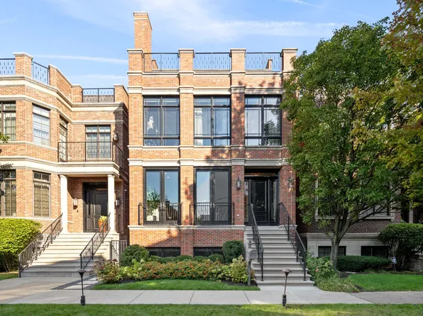 1634 W Surf St, Chicago, IL 60657