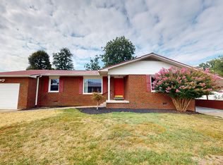 5 Benton Ct, Huntington, WV 25705