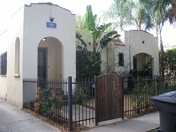 2nd image of 1157 N Vista St