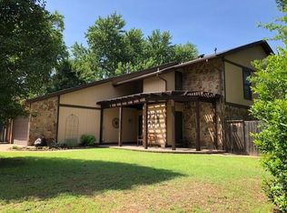 1913 Thunderbird Blvd, Edmond, OK 73013