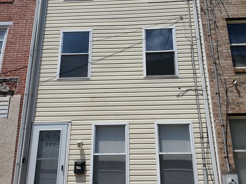 1st image of 323 S Jackson St #1