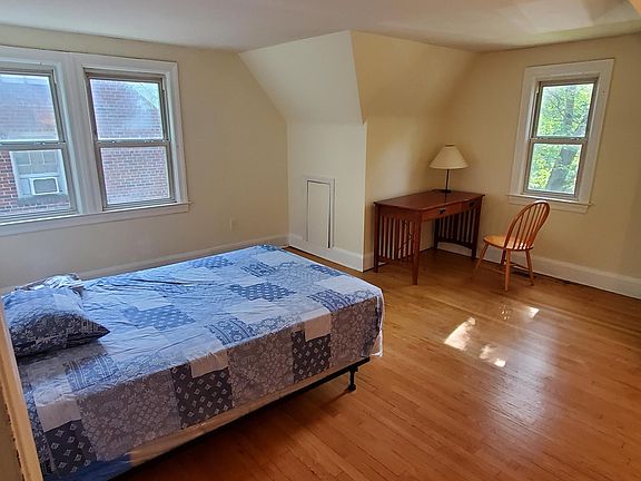 Large bedroom with plenty of light