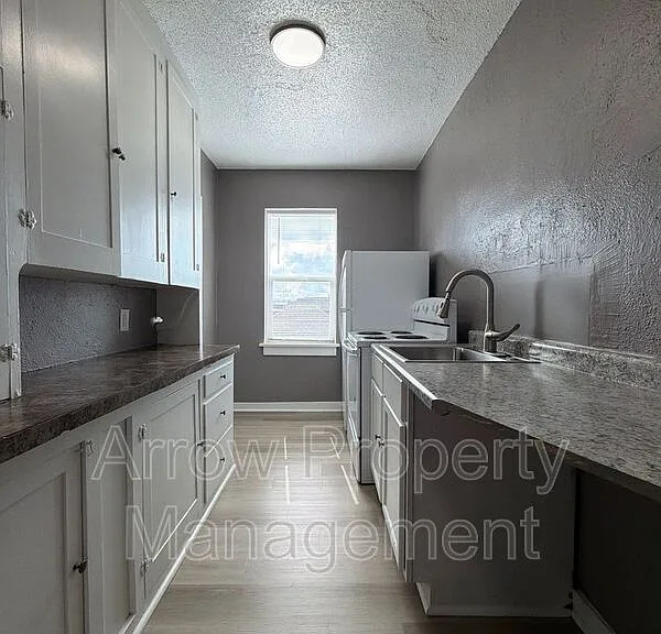 723 Ella St #B2 — Photo 1