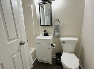 3711 N 24th St APT 3, Omaha, NE 68110