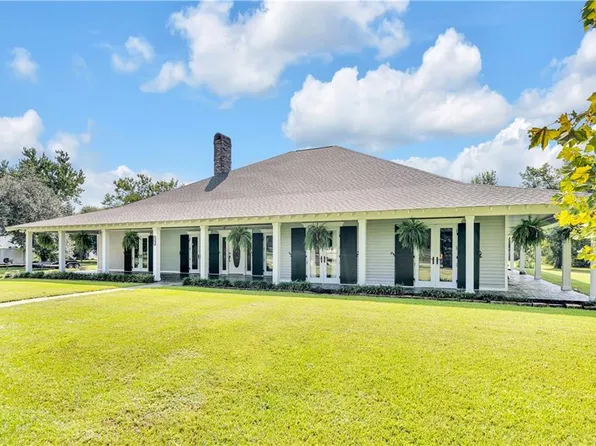 5291 Pitre St, Marrero, LA 70072