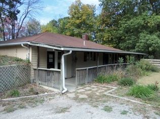 18601 N Locust Grove Rd, Sturgeon, MO 65284