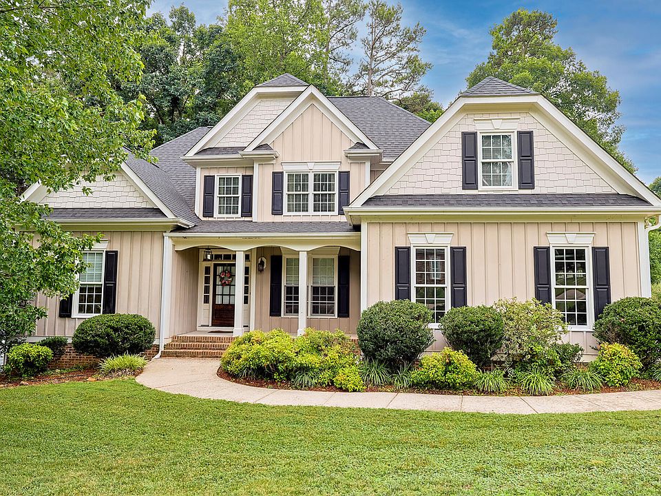 1st image of 136 Windsong Dr