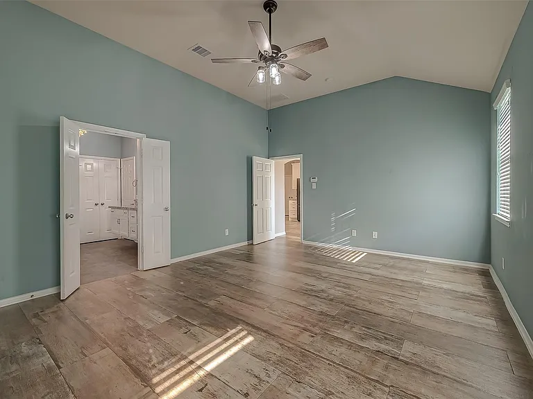 8306 Hampton Bay Dr — Photo 5