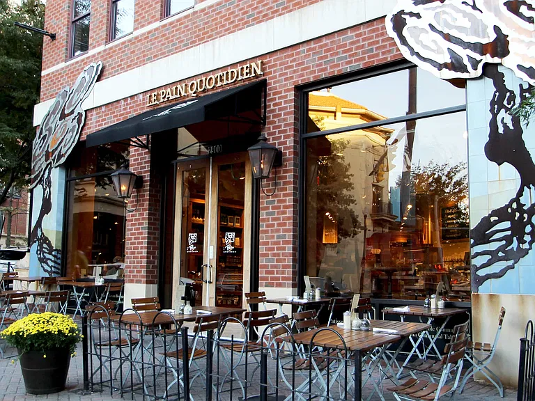 Ten at Clarendon — Photo 38