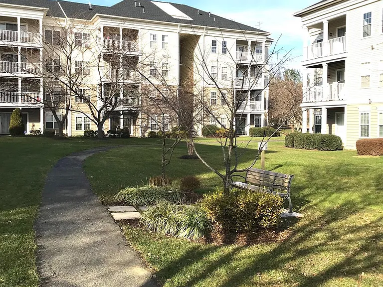 13304 Kilmarnock Way #4-C — Photo 20