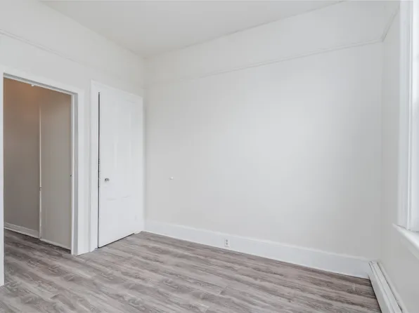 37 Pamrapo Avenue image 6 of 13