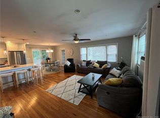 54 Oak Ridge Gate, Danbury, CT 06810