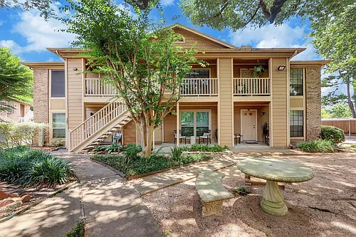 1311 Antoine Dr Photo 1 1311 Antoine Dr Photo 1