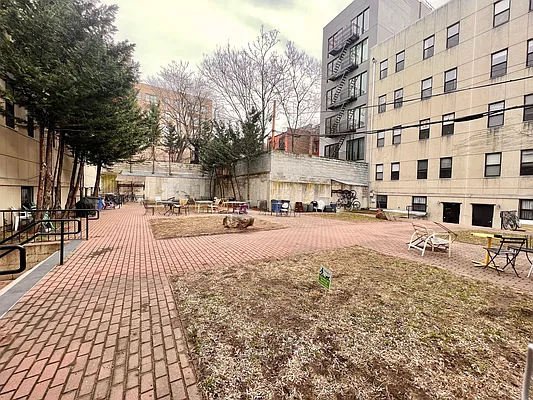 Rented by Compass | media 8