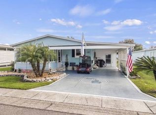 6030 Forest Lake Dr, Zephyrhills, FL 33540