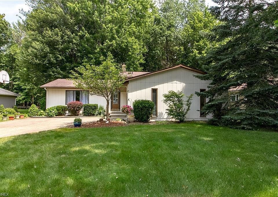 1st image of 5787 Grovewood Dr