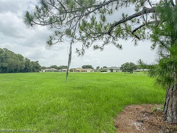 5th image of 6321 Aquavista Dr