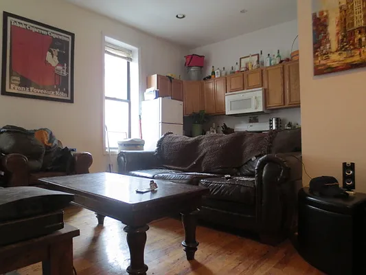 Rented by Mason Group LLC | media 35