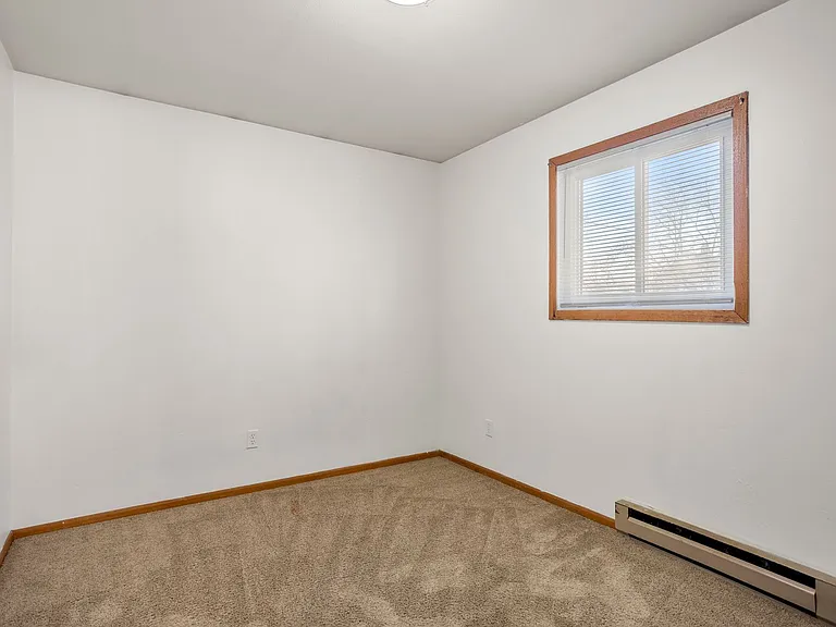 1007 Jackson St — Photo 13