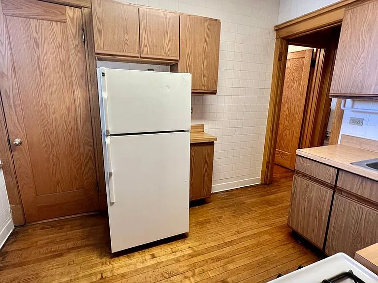 2920 N. Burling — Photo 23