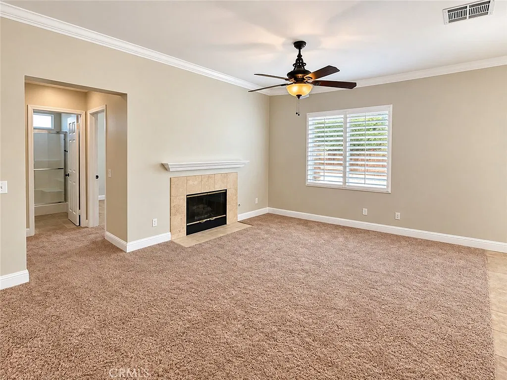 4 bed, 2457 sqft, $3,100 — Photo 4
