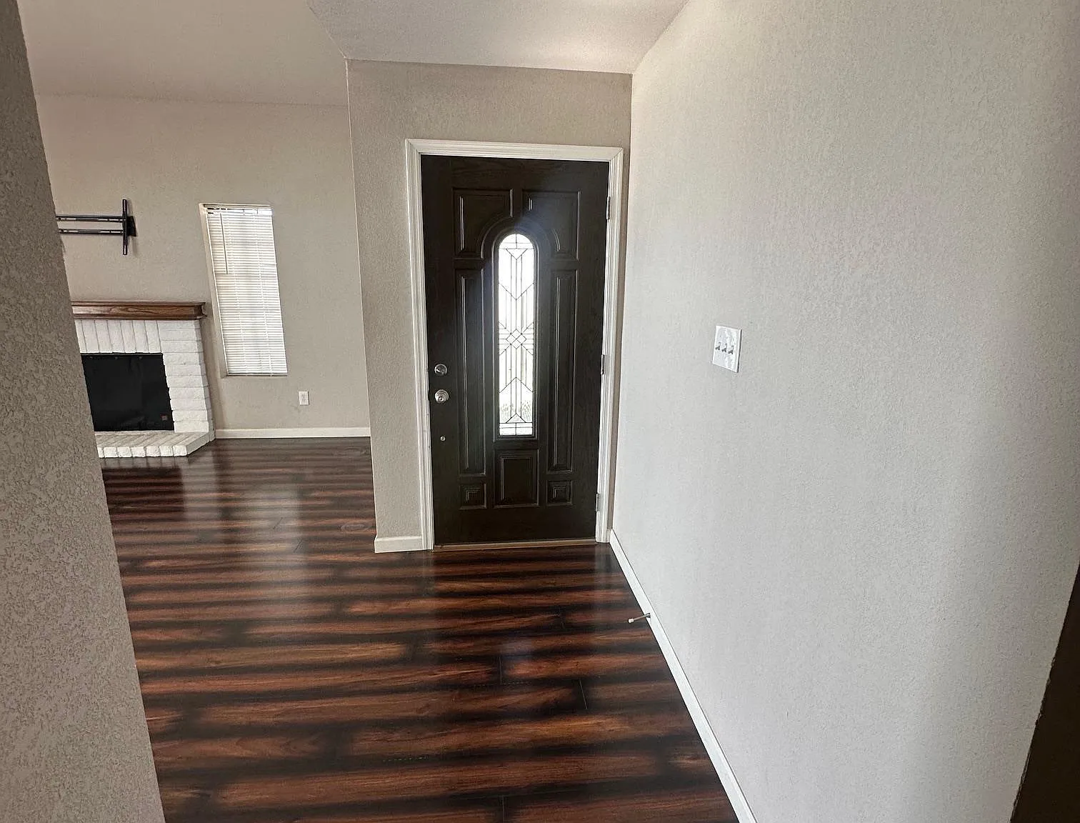 2 bed, 2.0 bath, 1310 sqft, $1,500 — Photo 2