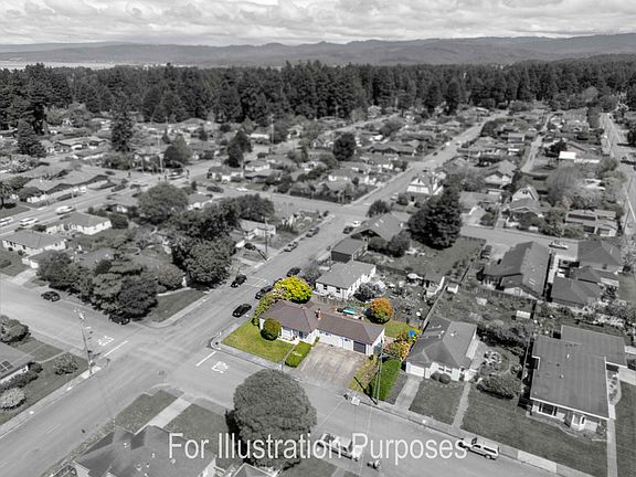 2nd image of 3205 R St