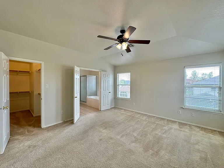 1806 Lobrecht Ct — Photo 19