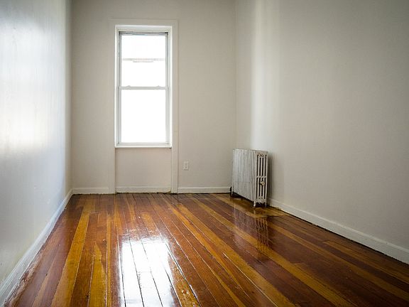 5th image of 92-09 Jamaica Ave #2