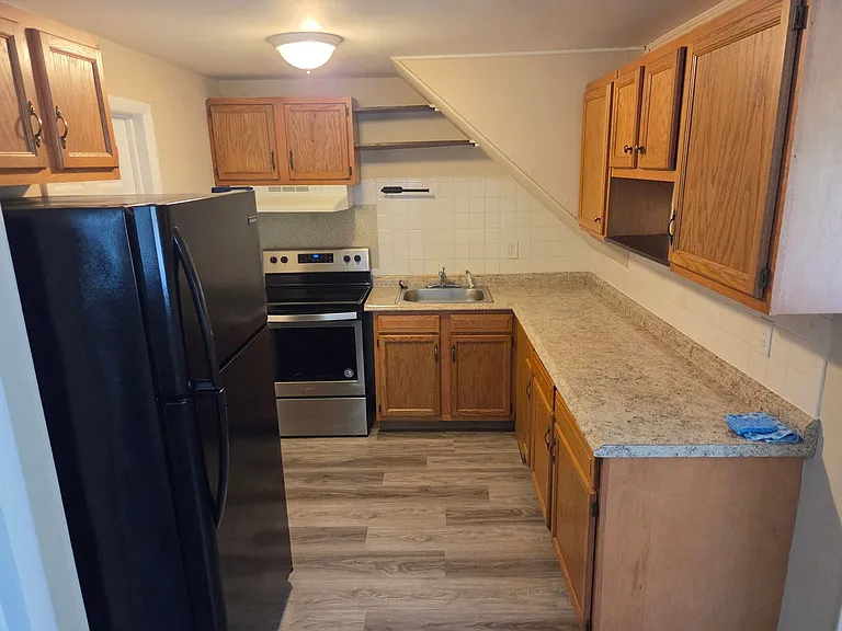 119 Larch Ave — Photo 6