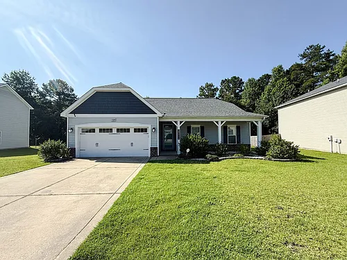 728 Roanoke Dr Photo 1