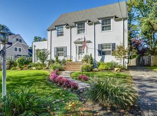 49 Baltusrol Way, Short Hills, NJ 07078