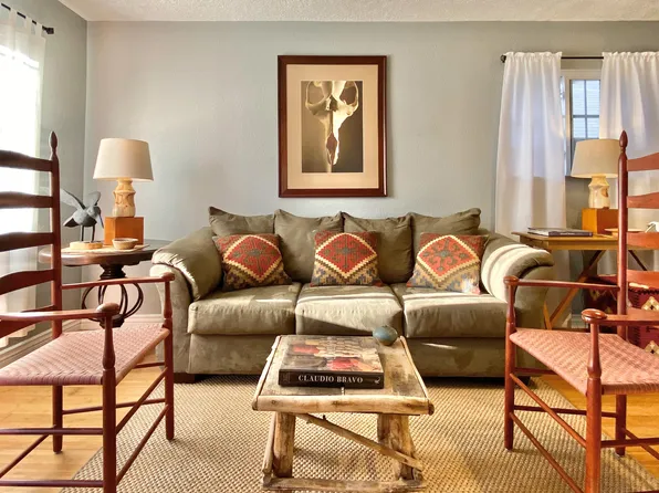 1111 Walter St SE, Albuquerque, NM 87102