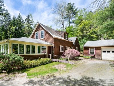 1580 Little Sunapee Road, New london, NH, 03257