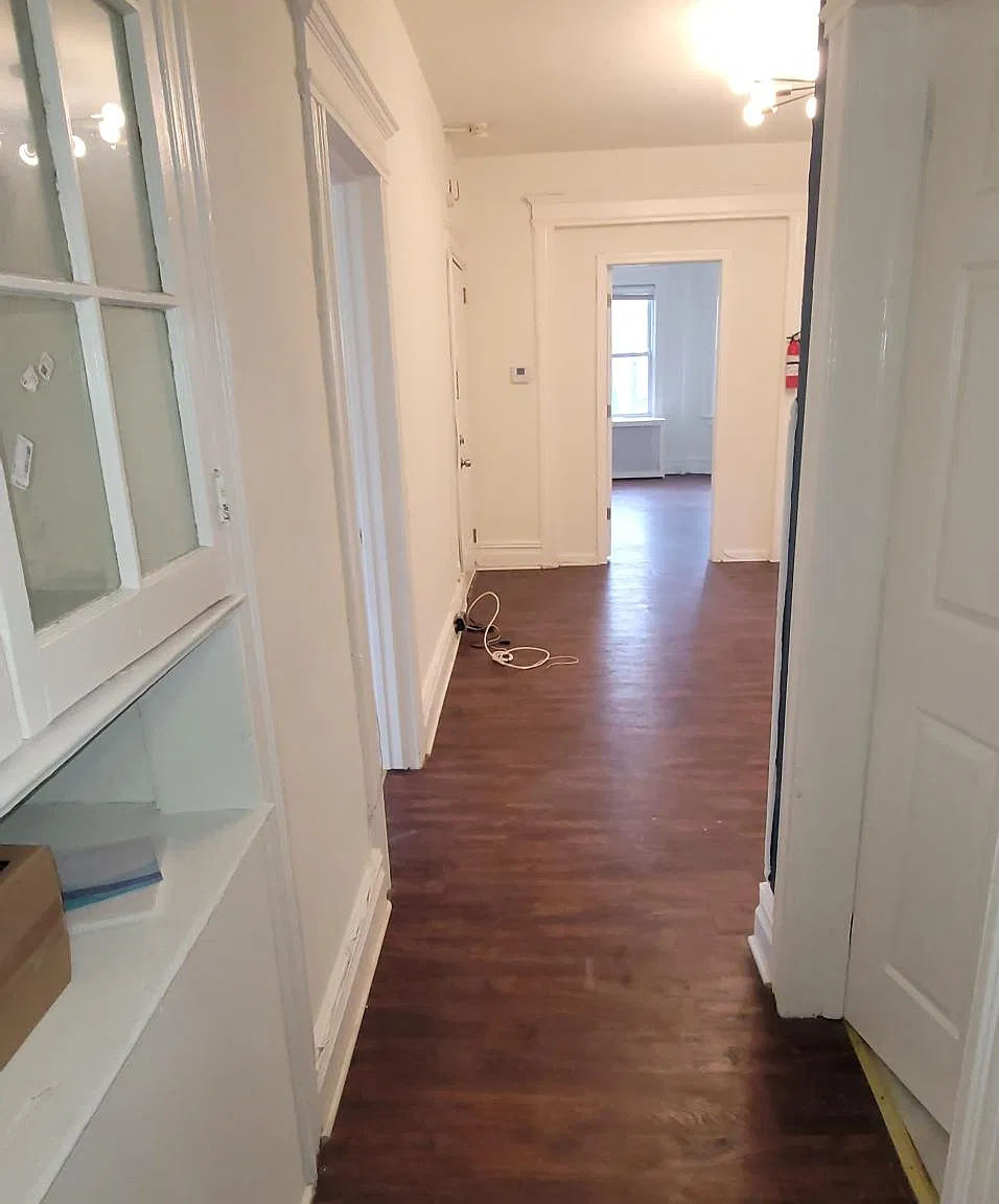 3 bed, 850 sqft, $1,900 — Photo 3