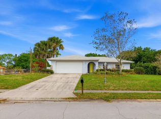 2701 Lewis St, Melbourne, FL 32901
