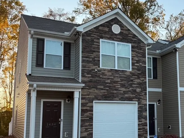 1434 Bella Grace Ct, Boiling Springs, SC 29316