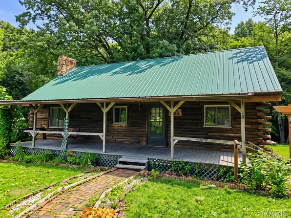 1160 Old Quarry Trl, Litchfield, IL 62056