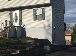 218 Opal Dr, Cranberry Township, PA 16066