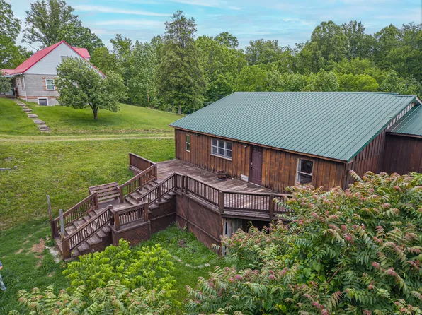 460 Lansing Edmond Rd, Edmond, WV 25837
