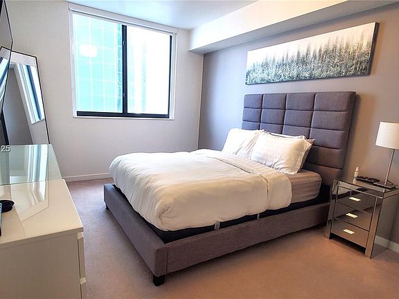 5th image of 999 SW 1st Ave APT 2115