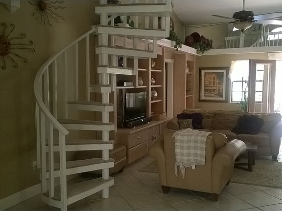 3rd image of 460 Cypress Creek Cir