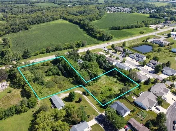 L2 Meadow Ln, Deforest, WI 53532