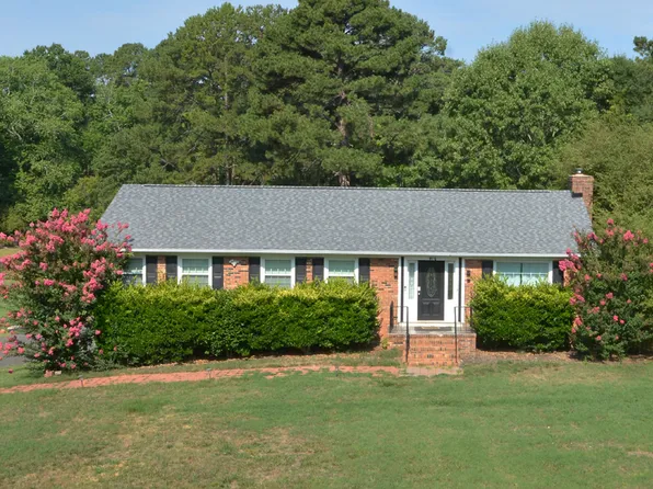 916 Sandlewood Dr, Durham, NC 27712