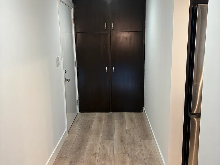 1200 Manhattan Beach Blvd #L — Photo 3