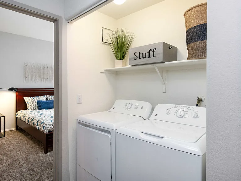 Ventana Canyon Apartments — Photo 18