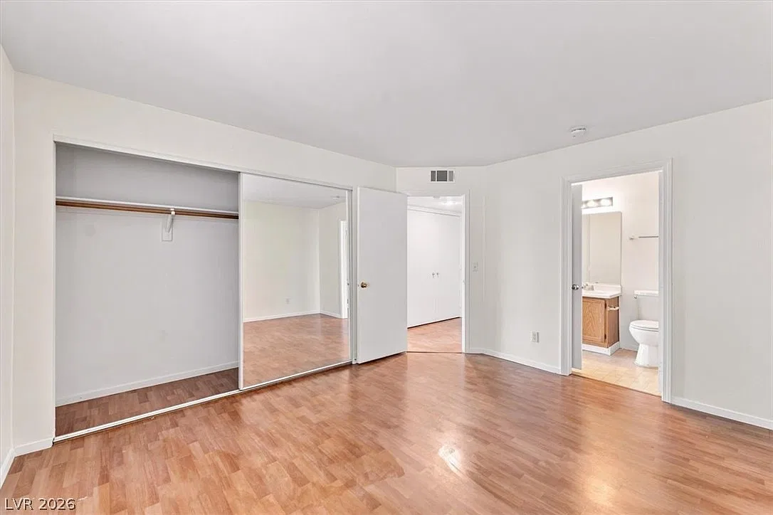 2 bed, 1016 sqft, $1,480 — Photo 1