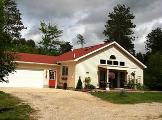 17828 180th Ave, Leroy, MI 49655